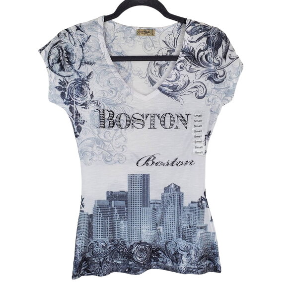 Sweet Gisele Top Size S Boston Graphic T-Shirt Tee Stud Embellished Bling NWOT - Picture 1 of 9
